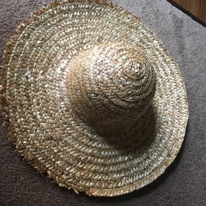Straw Frayed Edge Beach Hat